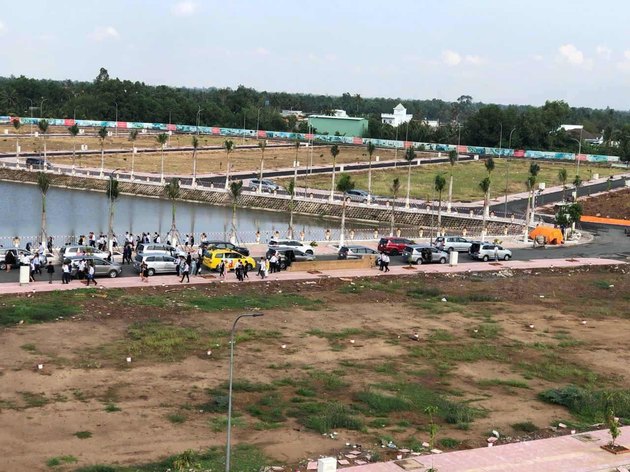 KẸT TIỀN CẤY GHÉP TIM BÁN GẤP LÔ ĐẤT NẰM NGAY VỊ TRÍ TRUNG TÂM